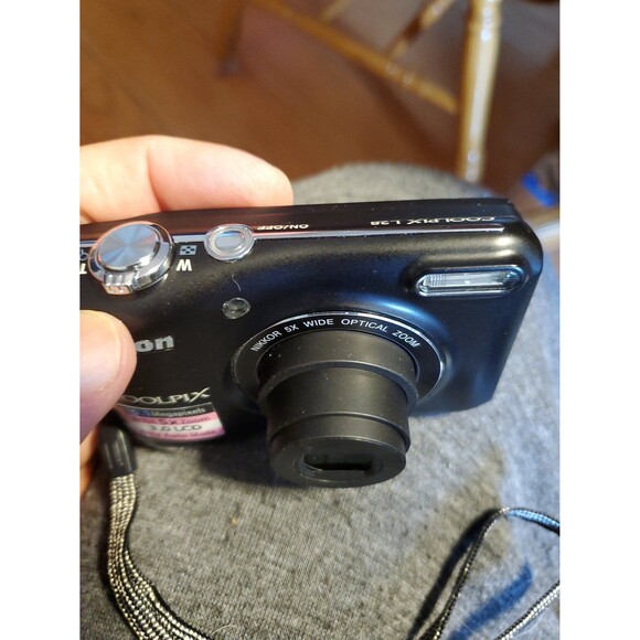 Nikon coolpix l28 digital camera READ - Picture 6 of 7
